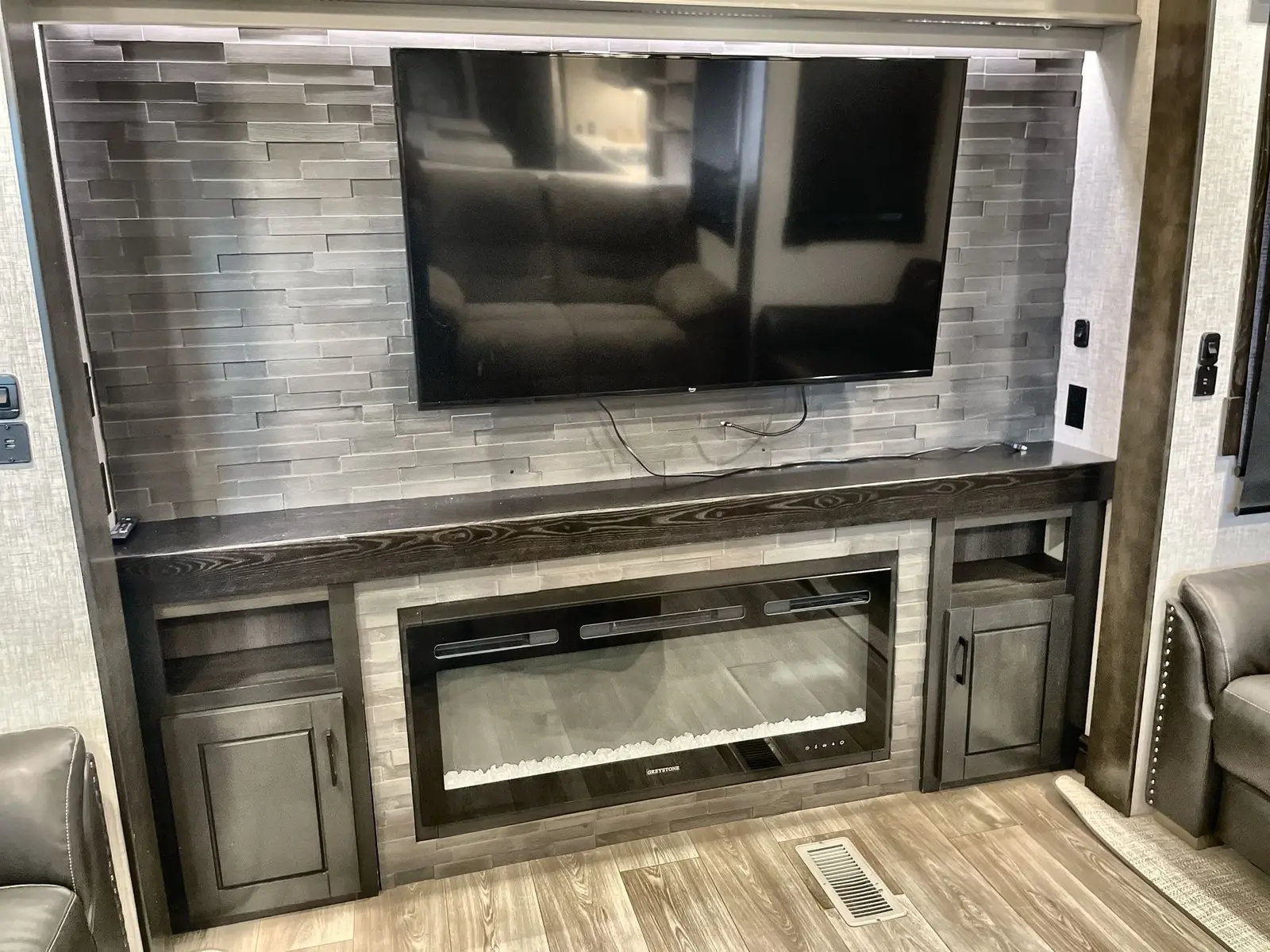 2022 CrossRoads Redwood