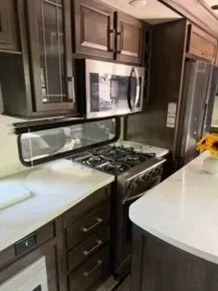 2022 Dutchmen Yukon Fifth Wheel