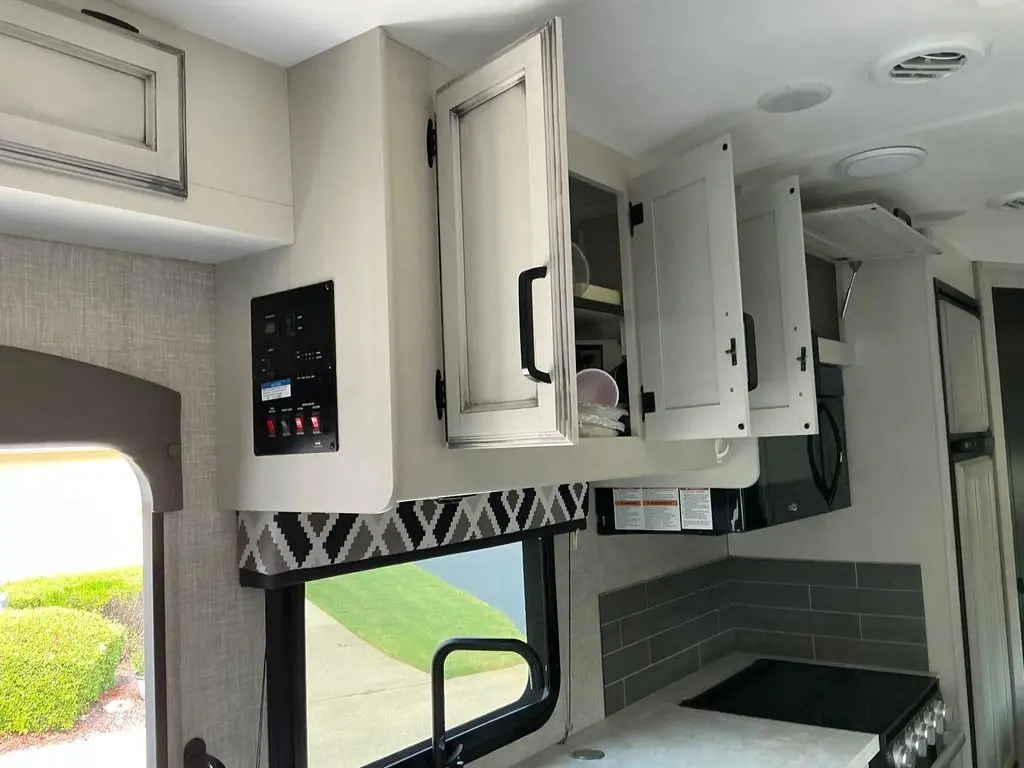 2022 Jayco Redhawk Class C Motorhome