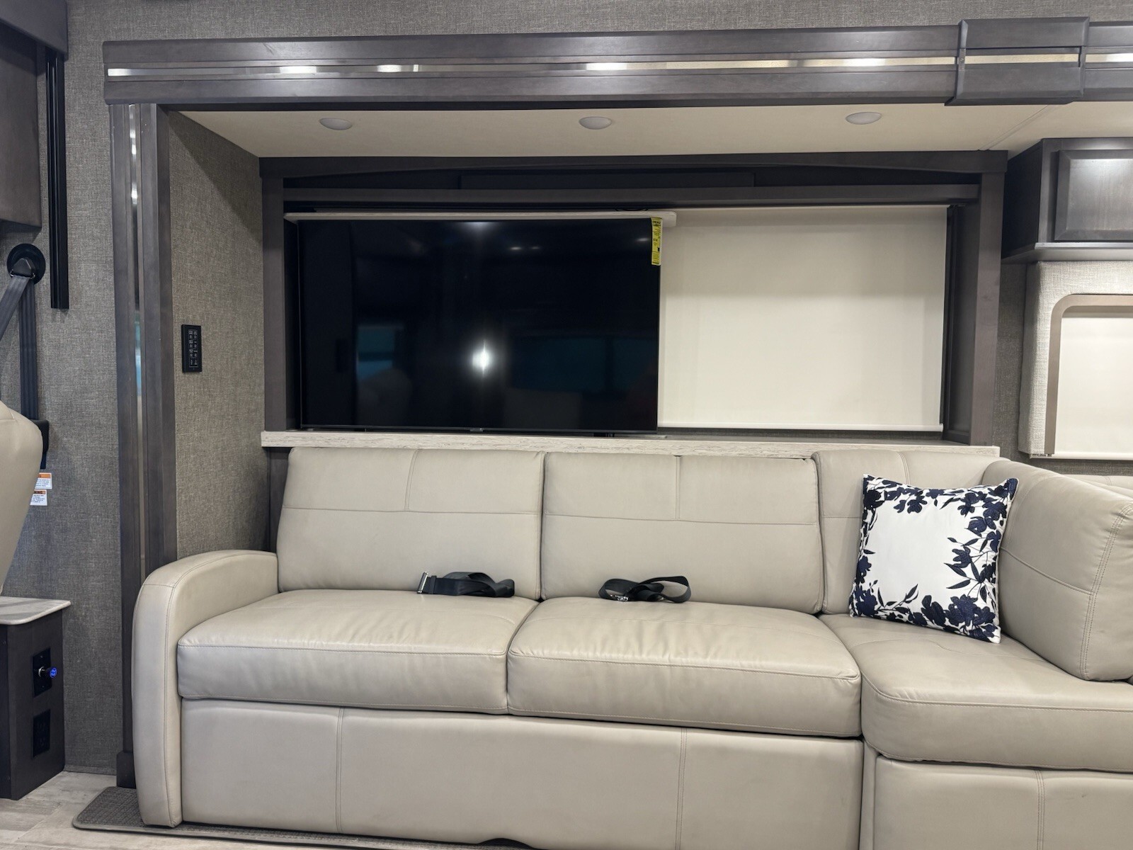 2022 Thor Thor Venician, F 42