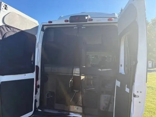 2022 Winnebago Solis Motorized Class B