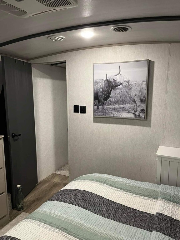 2023 Forest River Wildwood Heritage Glen Fifth Wheel