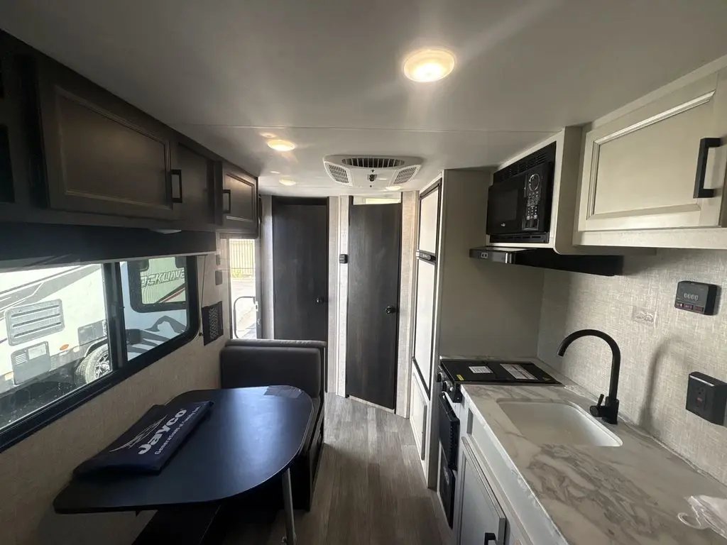 2023 Jayco Jay Flight SLX