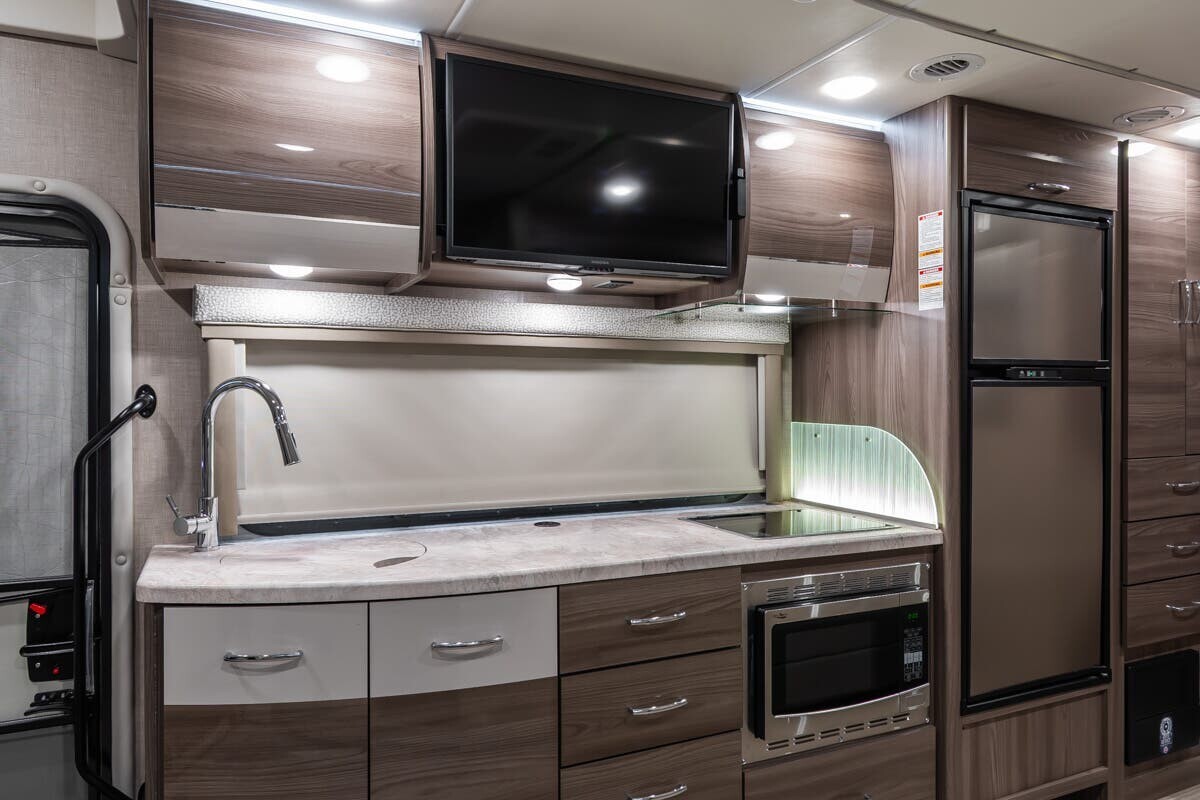 2023 Thor Motor Coach Delano