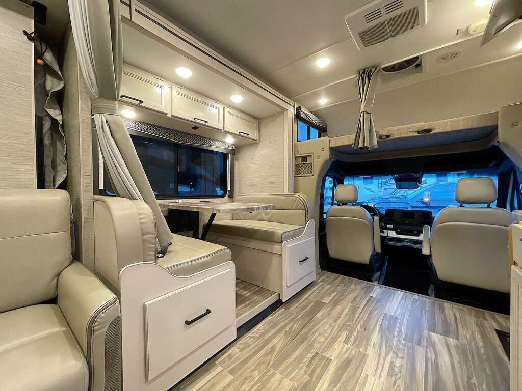 2023 Thor Motor Coach Four Winds Sprinter