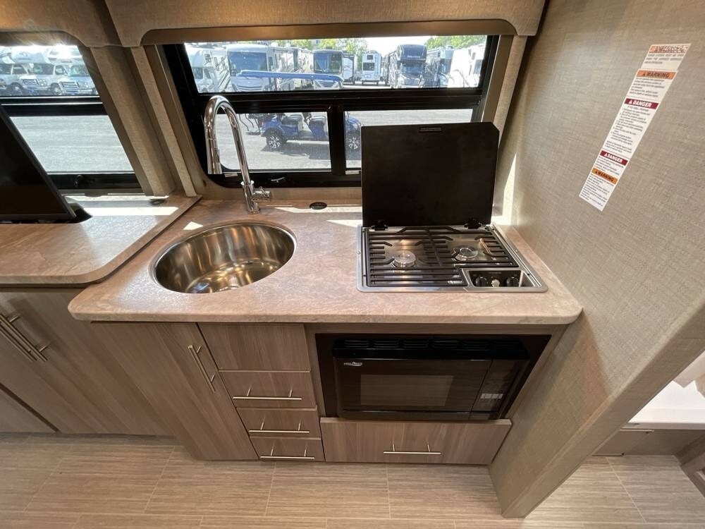 2023 Thor Motor Coach Gemini AWD Motorized Class C