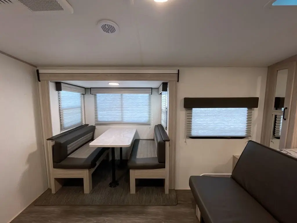 2024 Cruiser RV Shadow Cruiser