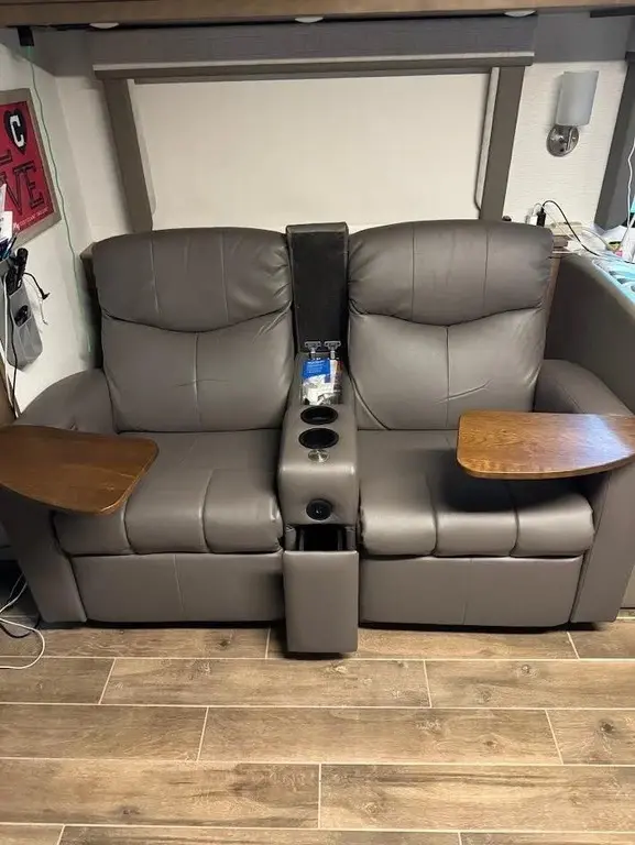 2024 Entegra Coach Reatta XL Motorized Class A