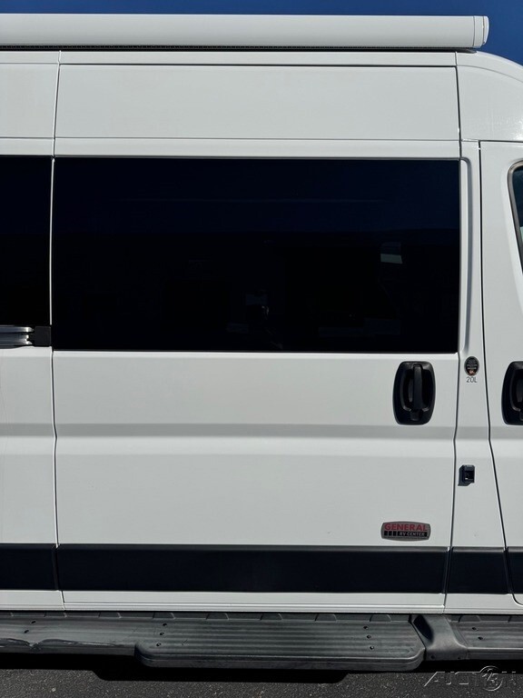 2024 Thor Motor Coach Sequence Motorized Class B