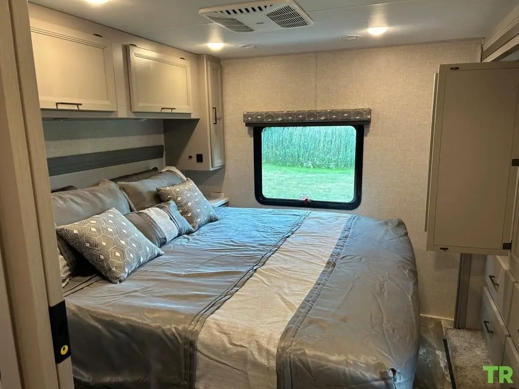 2024 Thor Motor Coach Windsport Motorized Class A