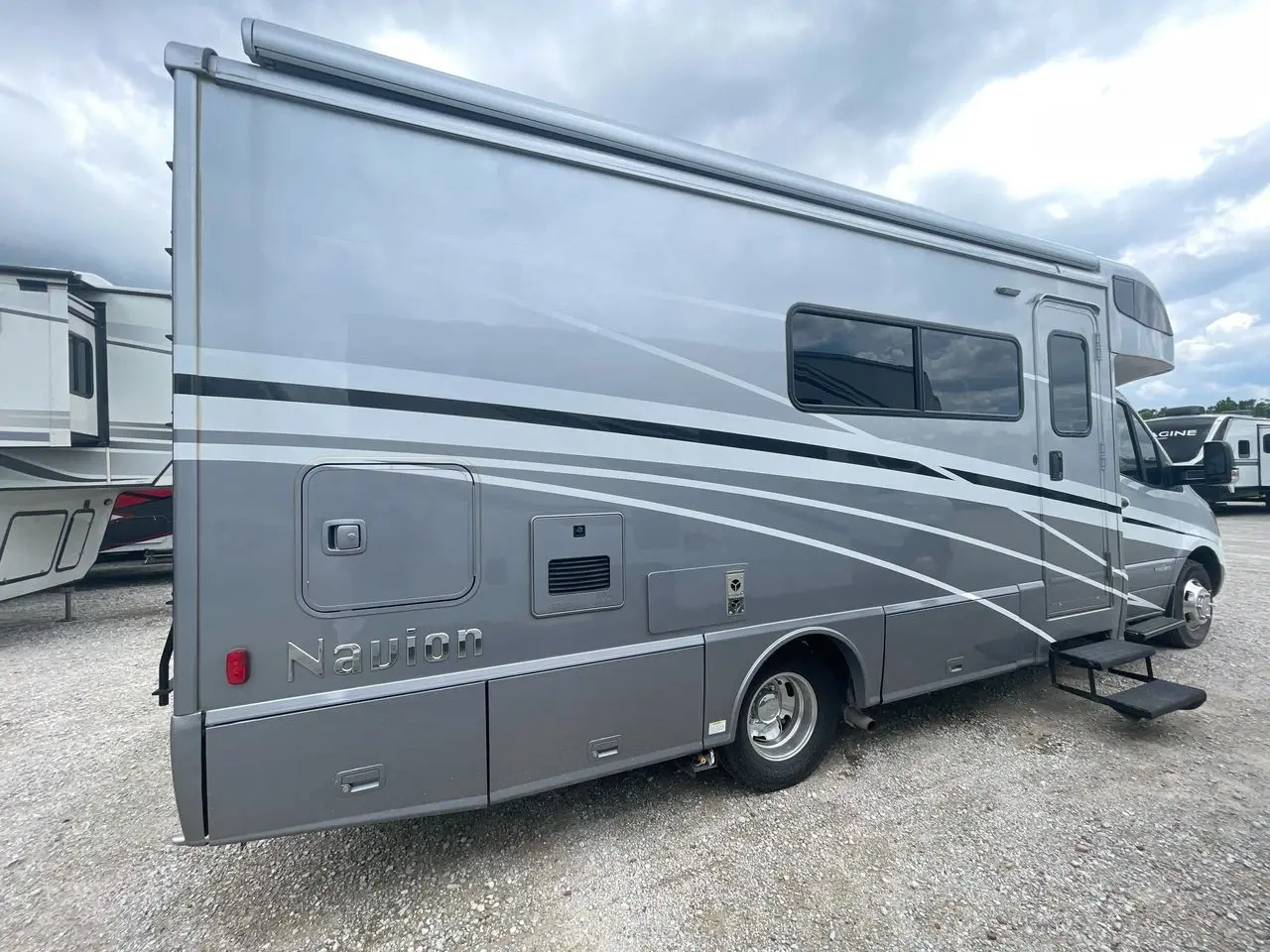 2024 Winnebago Navion