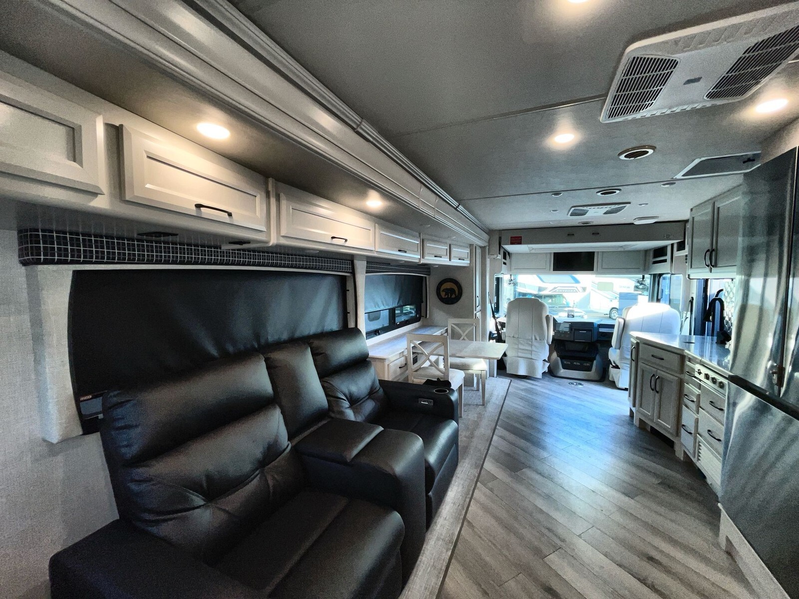 2025 Holiday Rambler Vacationer