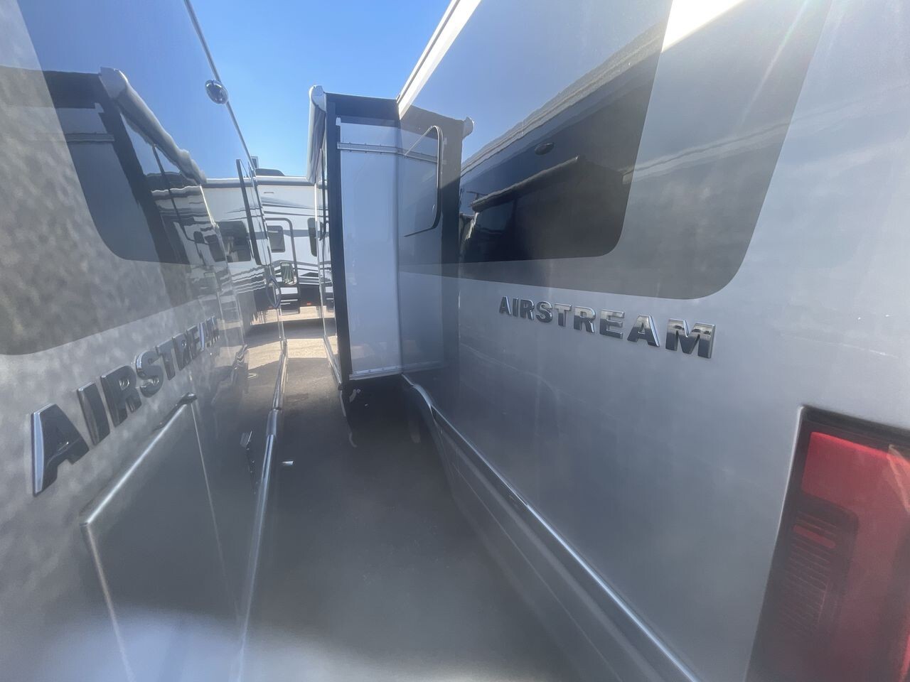 2026 Airstream Atlas