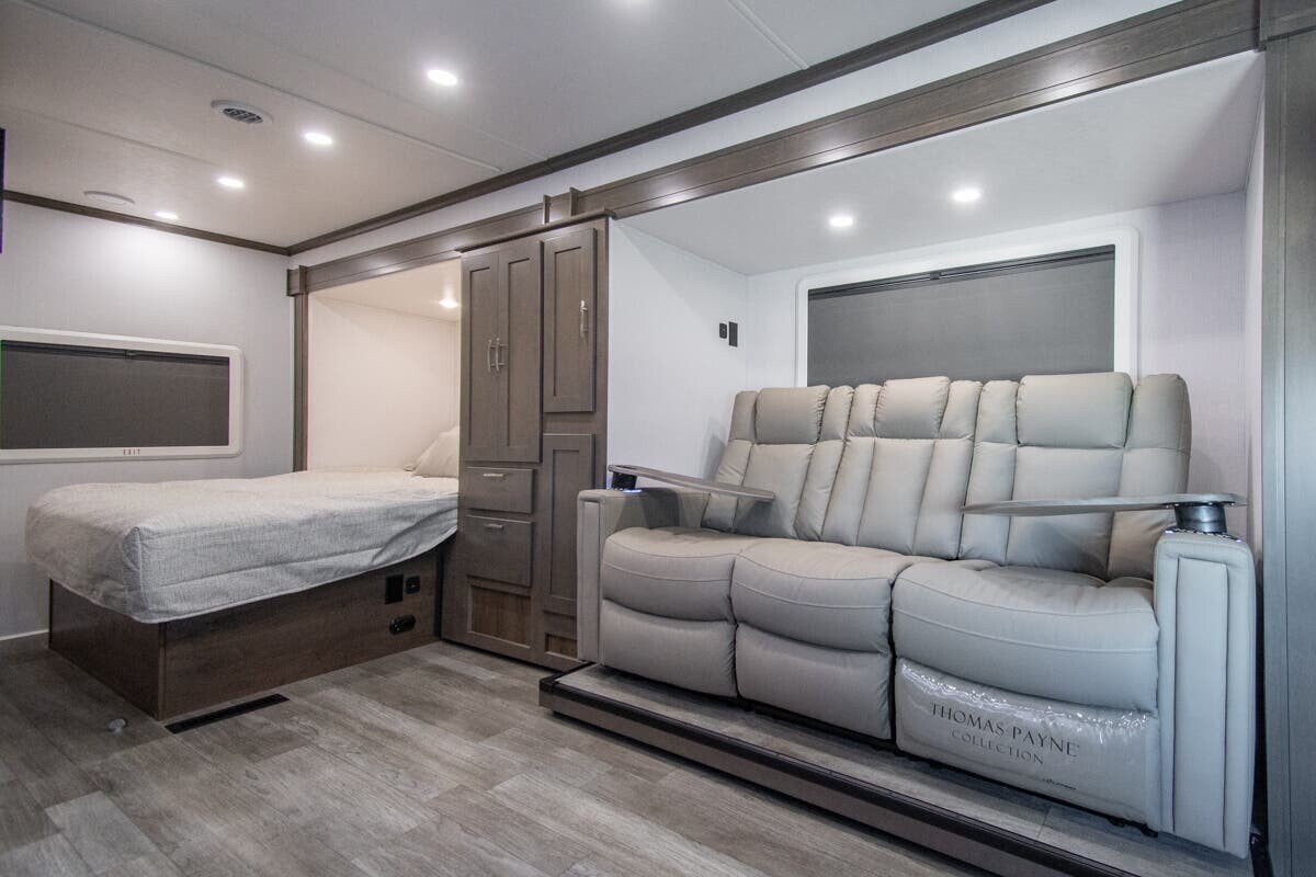 2026 Dynamax Isata 3