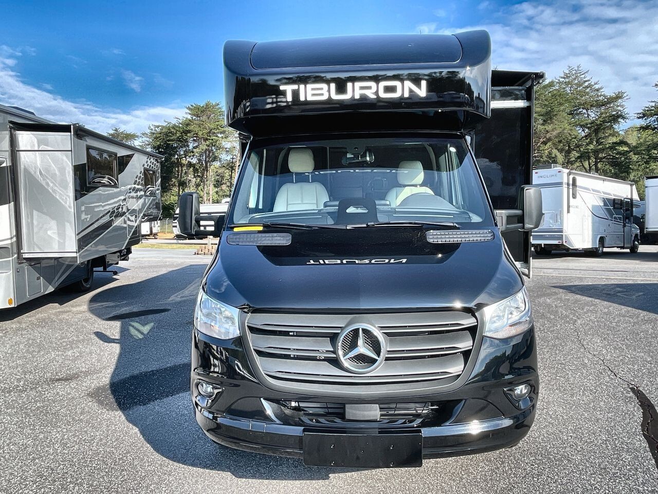 2026 Thor Motor Coach Tiburon