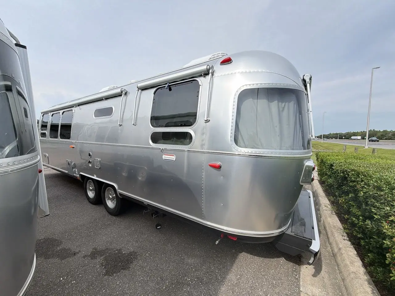 2027 Airstream International