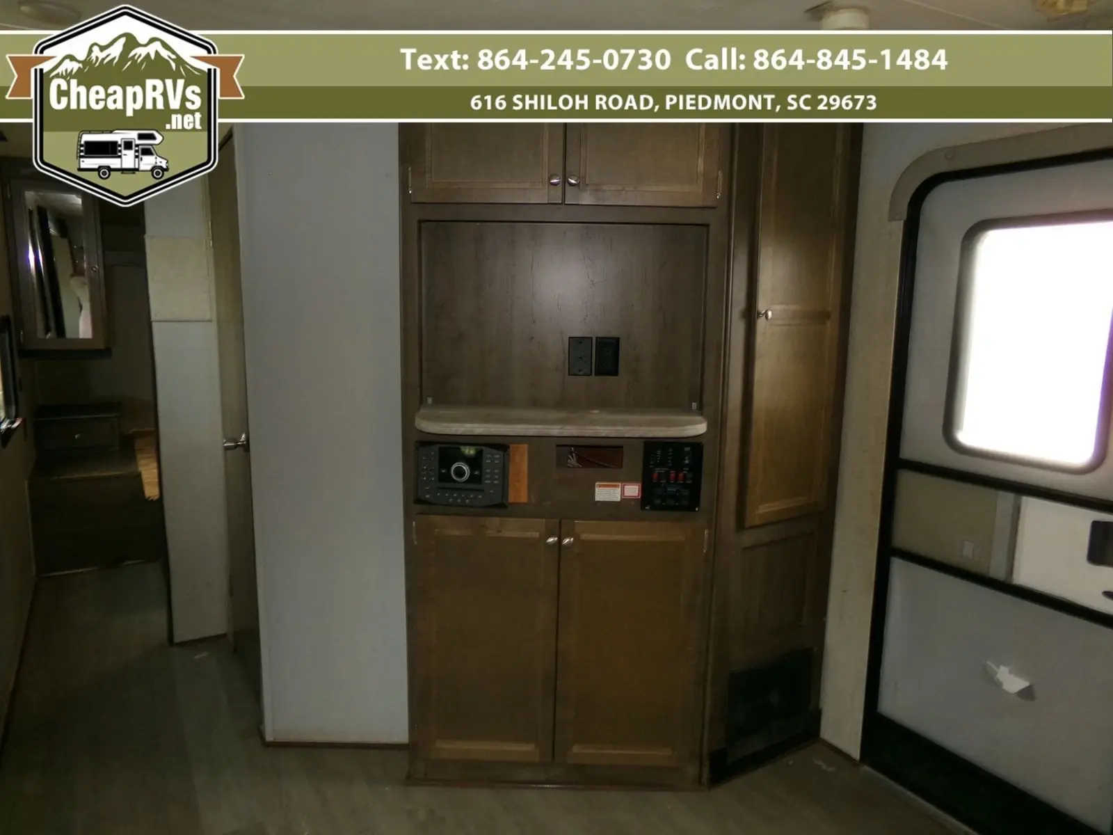 2019 Dutchmen Coleman 337 Travel Trailer