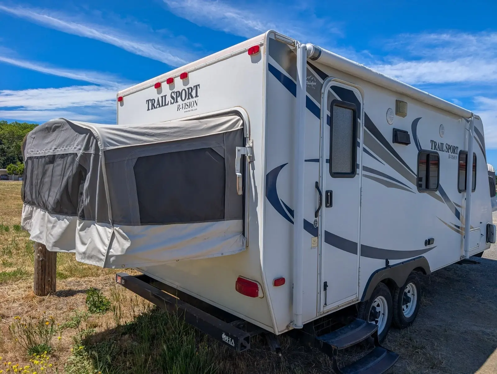2011 Nash 42T Destination Trailer