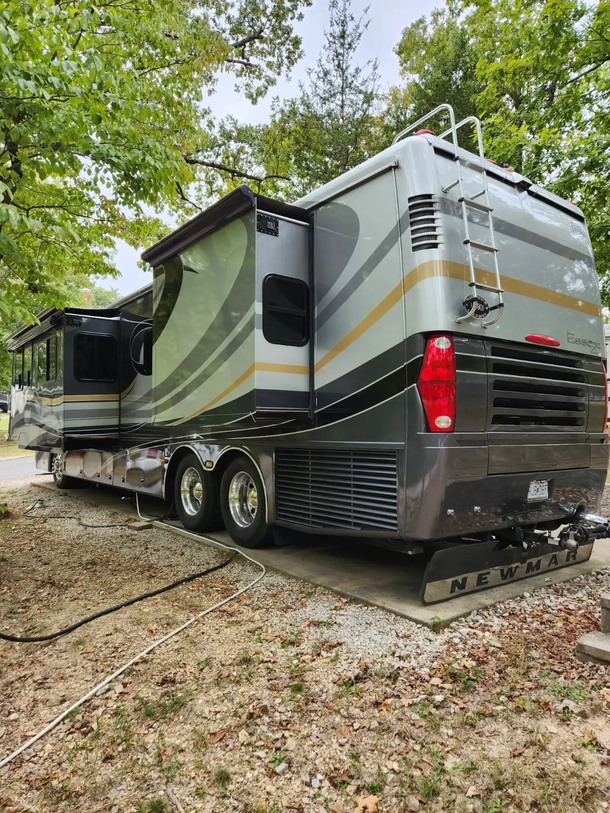2004 Newmar Essex