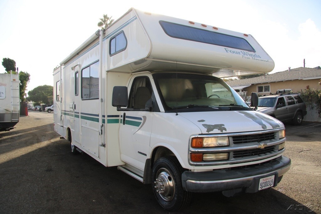 2000 Thor Motor Coach Four Winds Five Thousand Motorized Class C