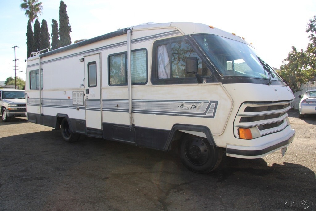 1989 Holiday Rambler Aluma Lite XL RV Motorized Class C
