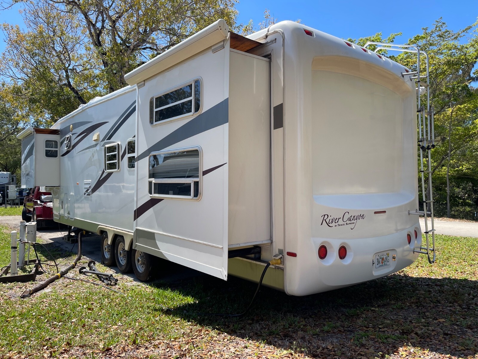 2008 Travel Supreme River Canyon 38 RBQSO