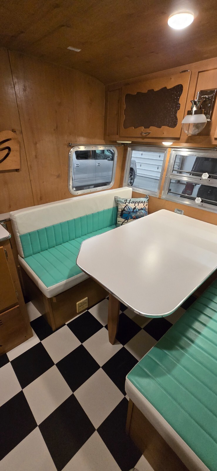 2015 Shasta Vintage Re-Issue Airflyte Travel Trailer