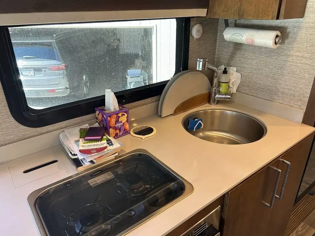 2020 Tiffin Motorhomes Wayfarer RW Motorized Class B